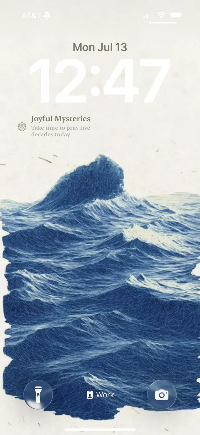 RSRY Lock Screen widget showing the day's Joyful Mysteries.